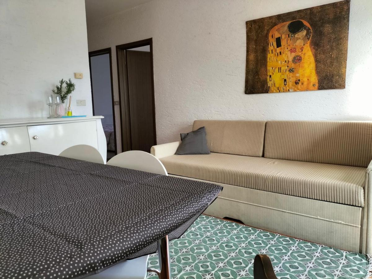Rustica Sul Lago Tenno Primo Piano Eksteriør billede